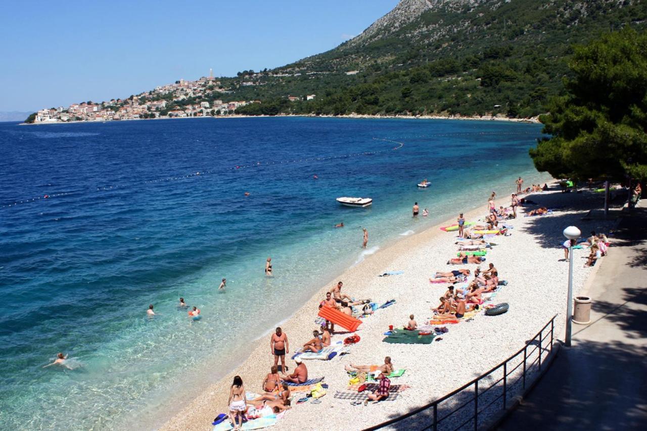 Apartments By The Sea Igrane, Makarska - 6653 Eksteriør billede