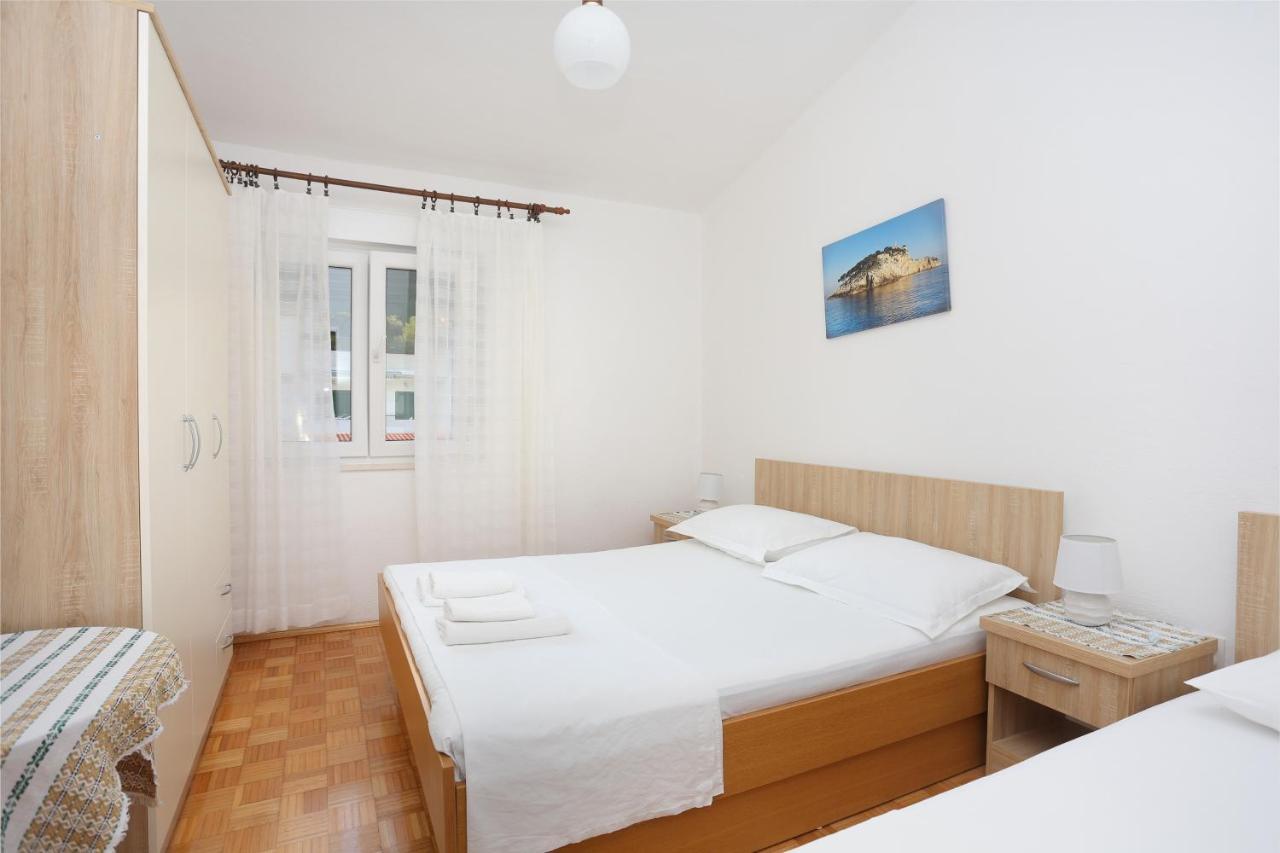 Apartments By The Sea Igrane, Makarska - 6653 Eksteriør billede
