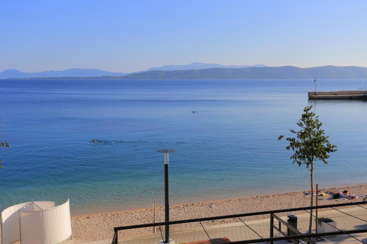 Apartments By The Sea Igrane, Makarska - 6653 Eksteriør billede